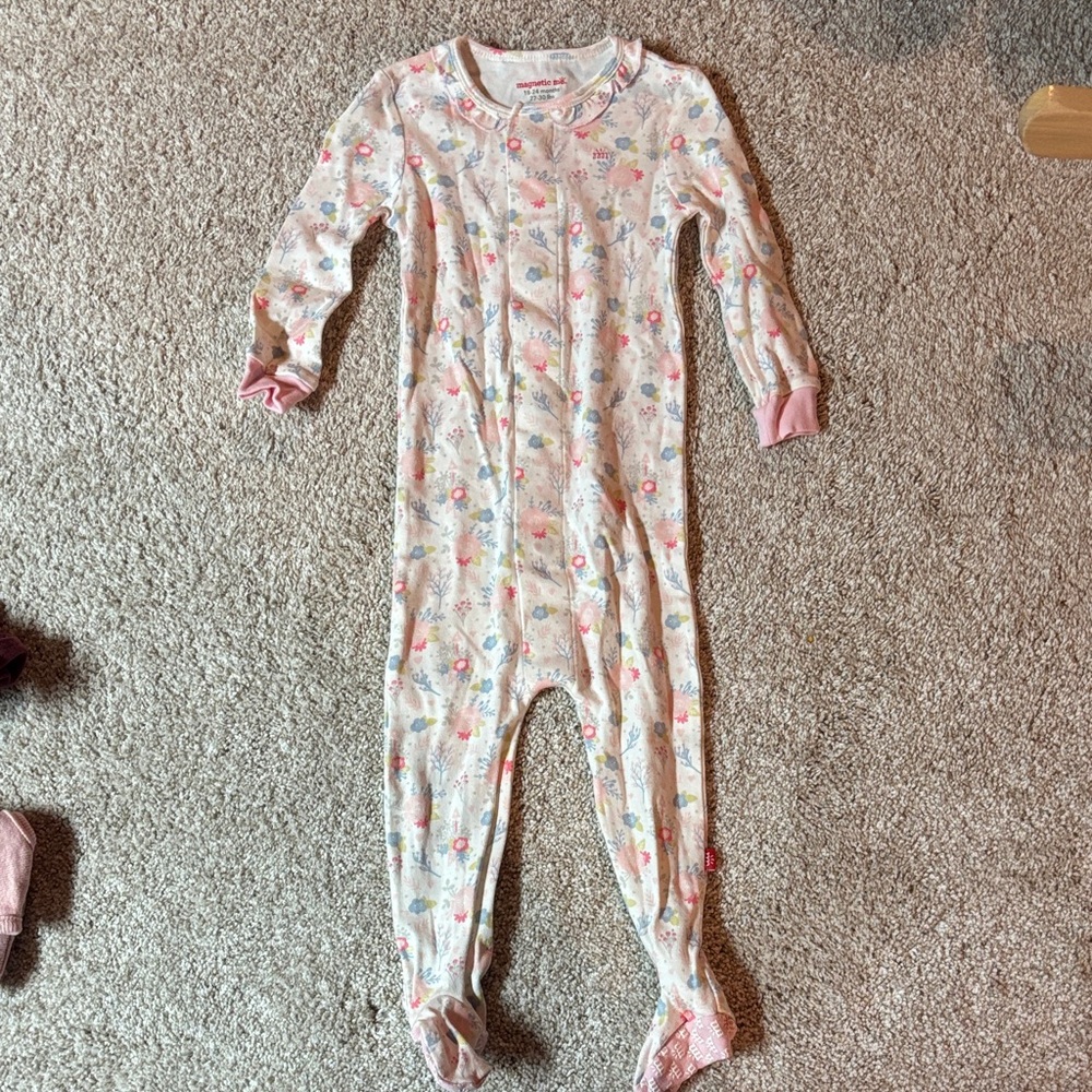 Magnetic Me Floral Footie in Pink and White